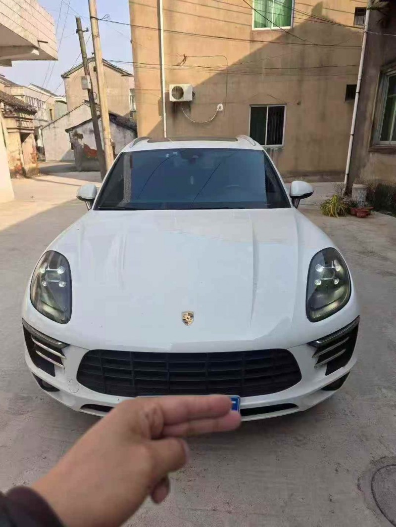 常州17年保时捷Macan1