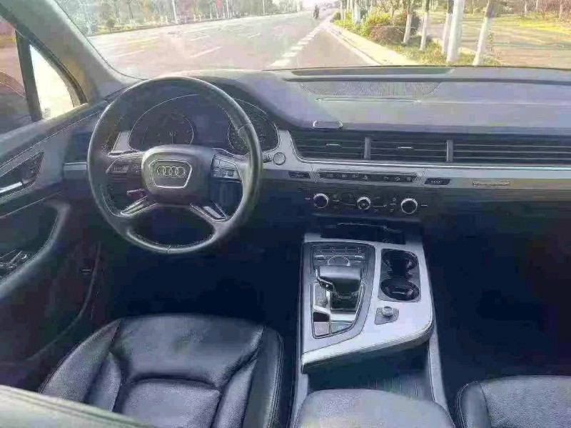 孝感20年奥迪Q74
