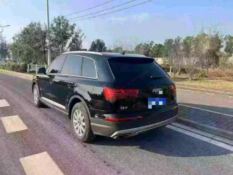 孝感20年奥迪Q77