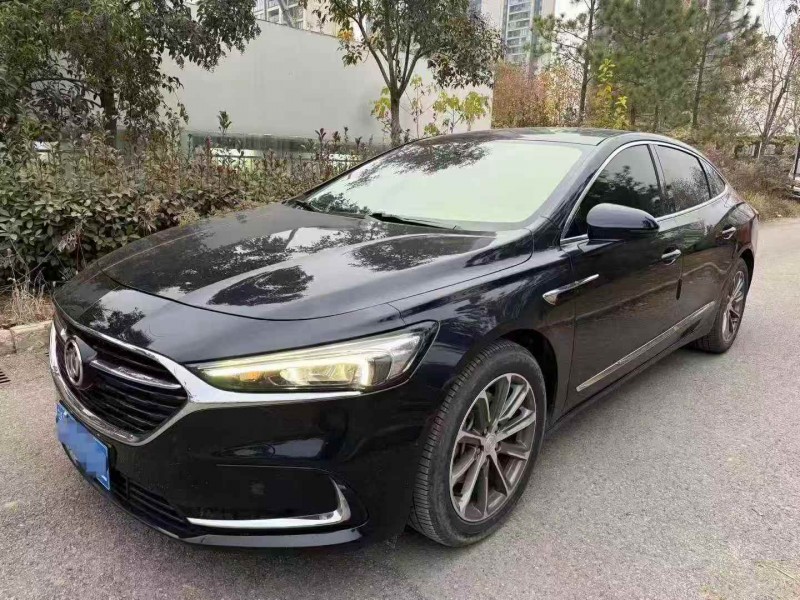 黄石21年别克君越3