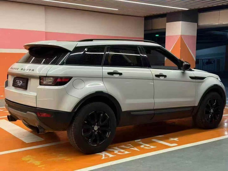 十堰16年路虎极光7