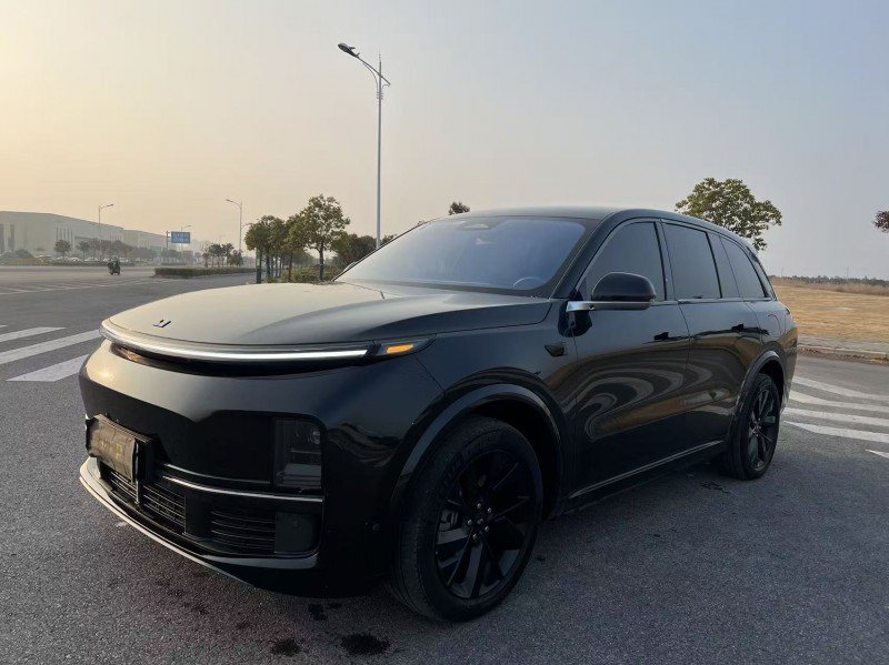 盐城23年理想L82