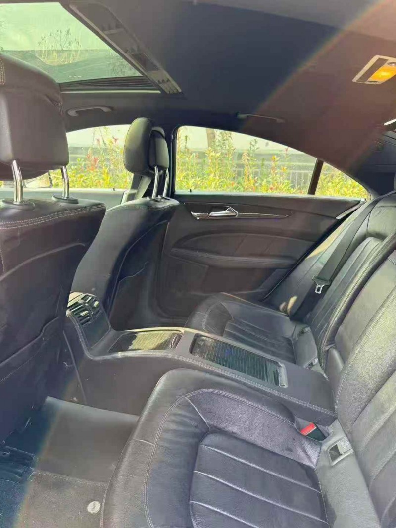 荆州13年奔驰CLS4