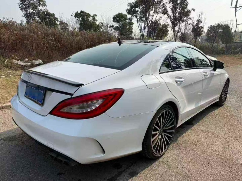 荆州13年奔驰CLS8