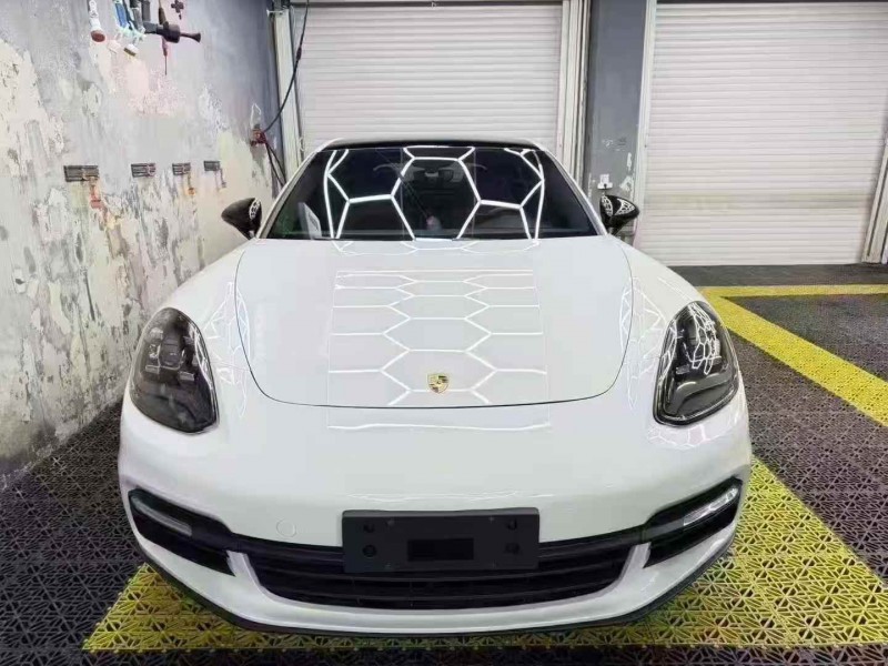 潍坊18年保时捷帕拉梅拉1