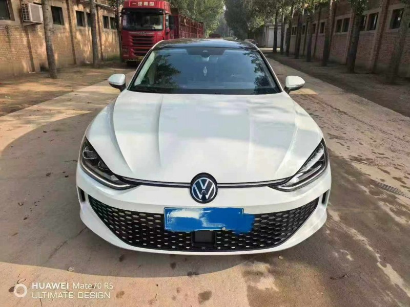 保定24年大众凌渡1