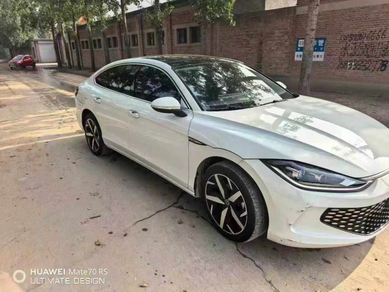 保定24年大众凌渡3