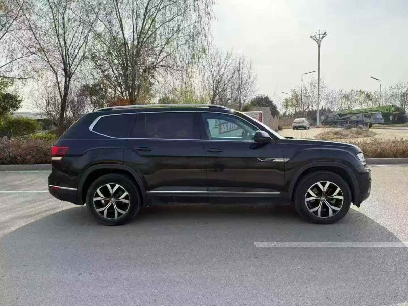 淄博19年大众途昂8