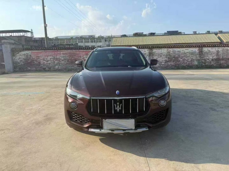 徐州18年玛莎拉蒂Levante1