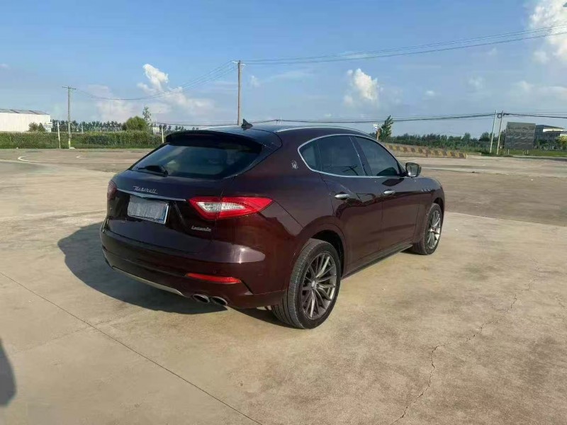 徐州18年玛莎拉蒂Levante2