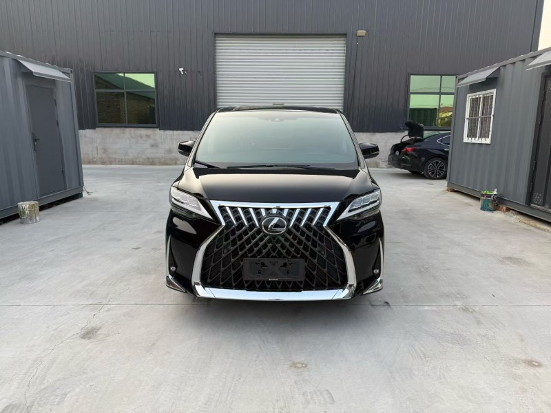 徐州21年雷克萨斯LM雷尔法1