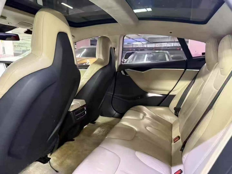 北京16年特斯拉MODEL S5
