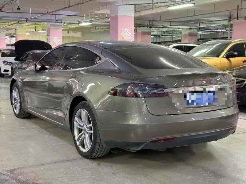 北京16年特斯拉MODEL S8