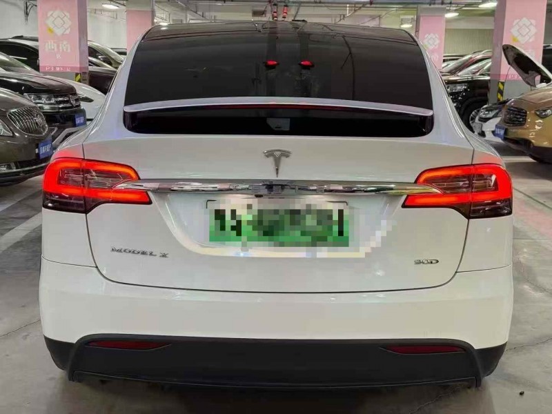 北京17年特斯拉MODEL X8