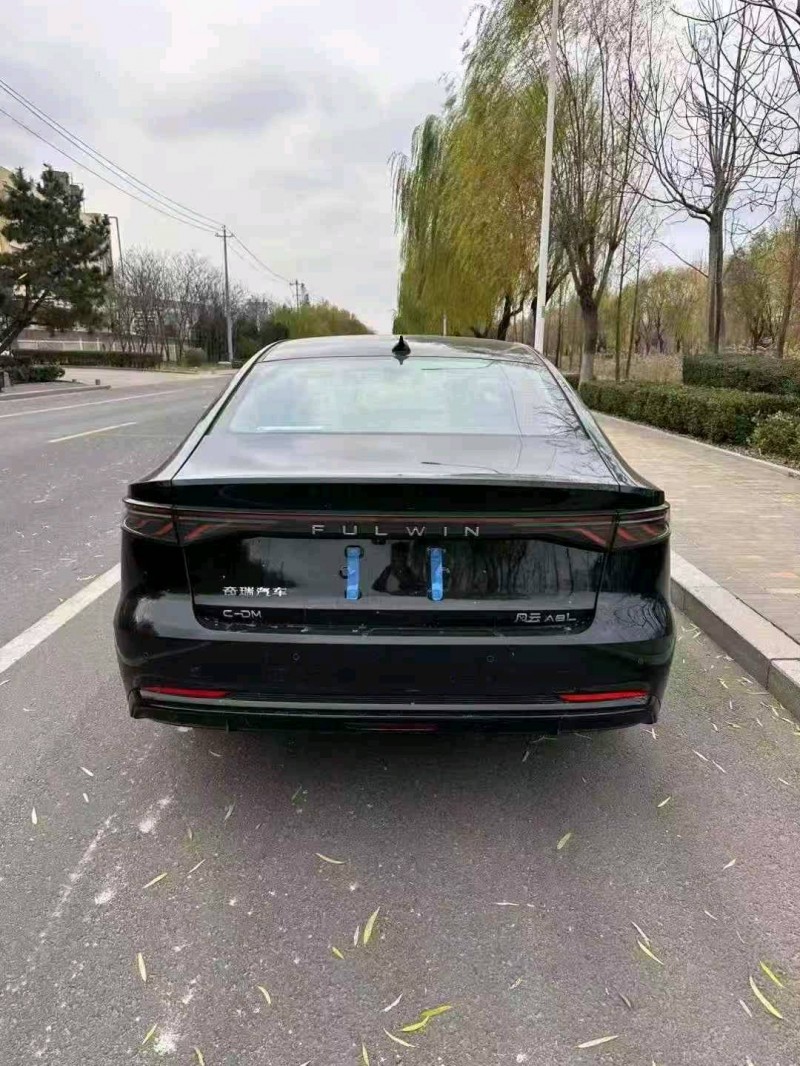 济宁25年奇瑞风云9