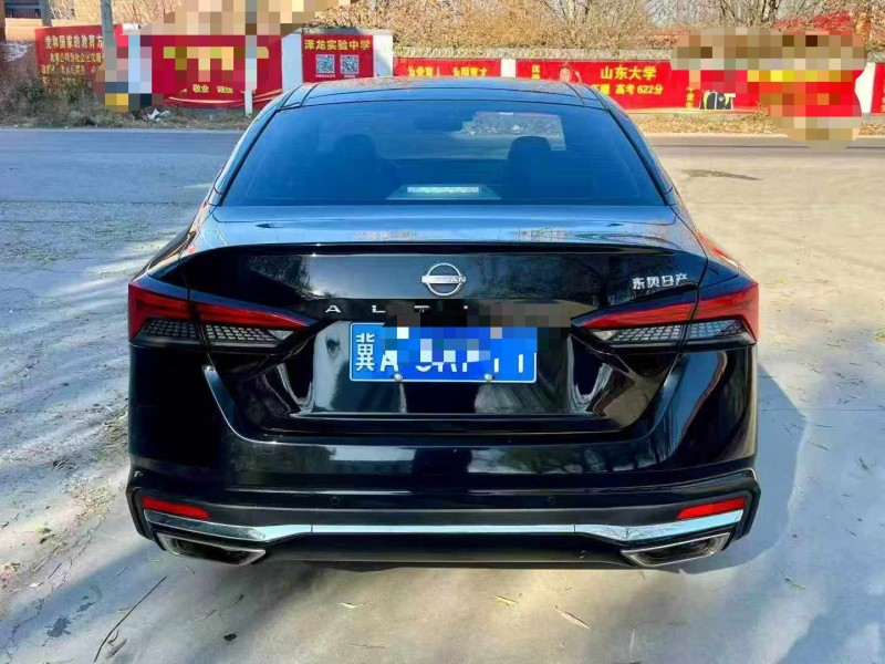 保定24年日产天籁9