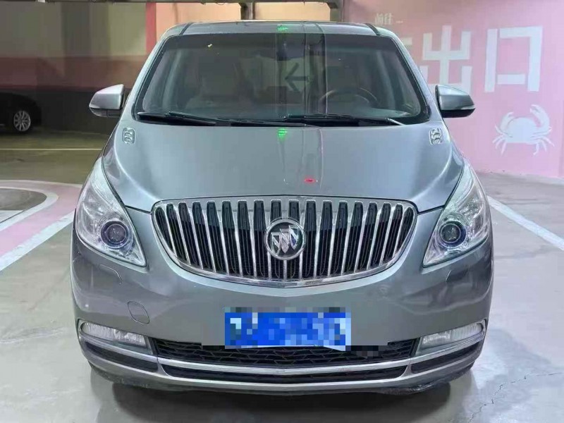 北京11年别克GL81