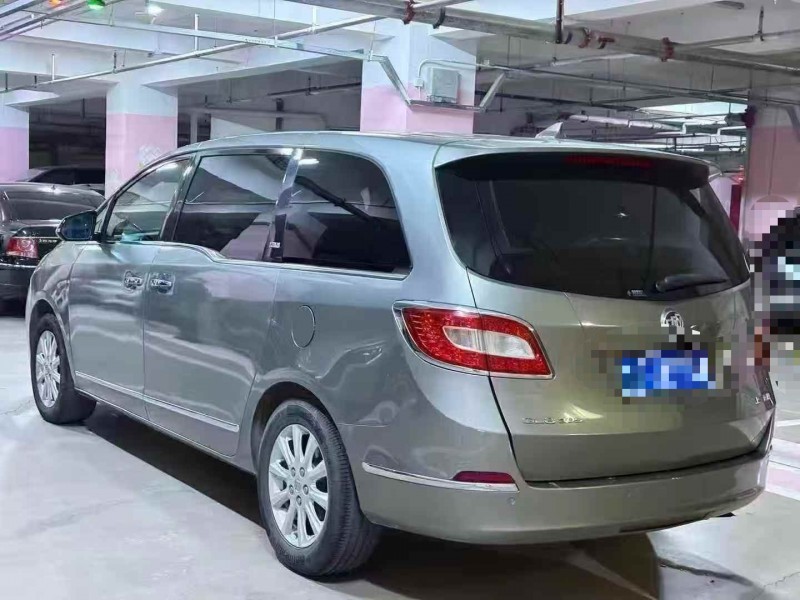 北京11年别克GL87