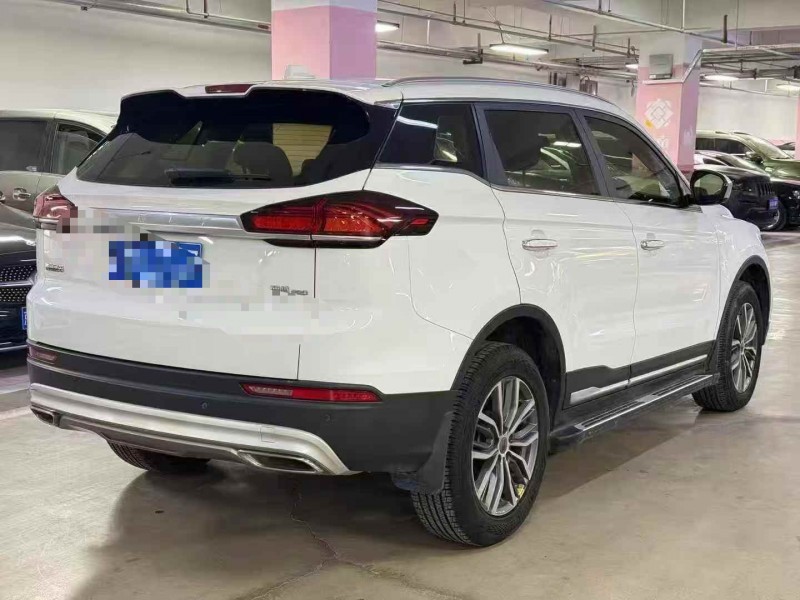 北京20年吉利博越7