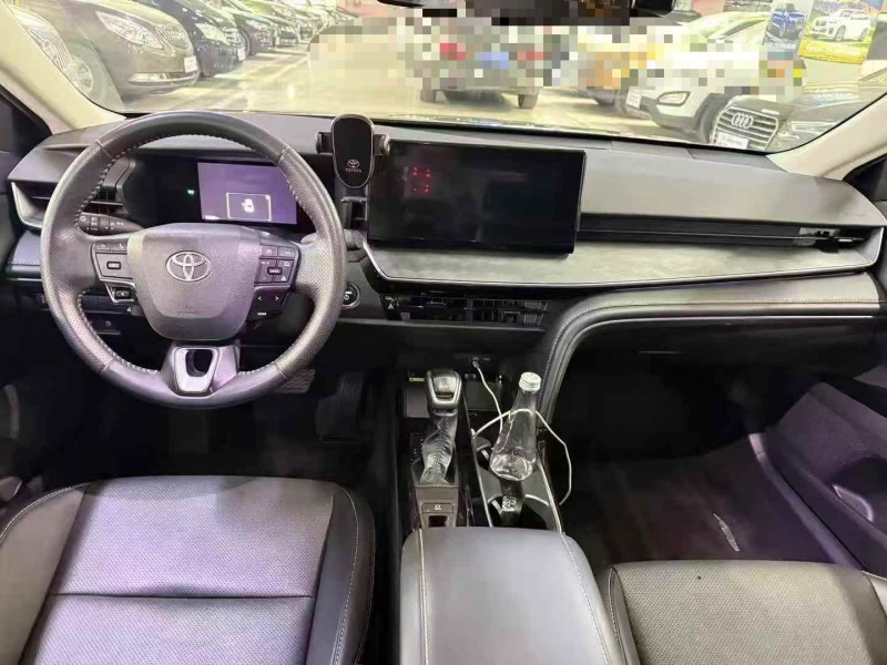 北京24年丰田凯美瑞6