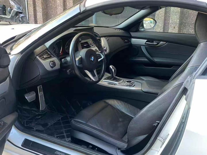 广州12年宝马Z44