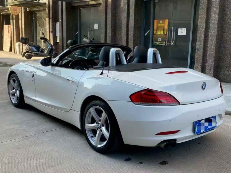 广州12年宝马Z47