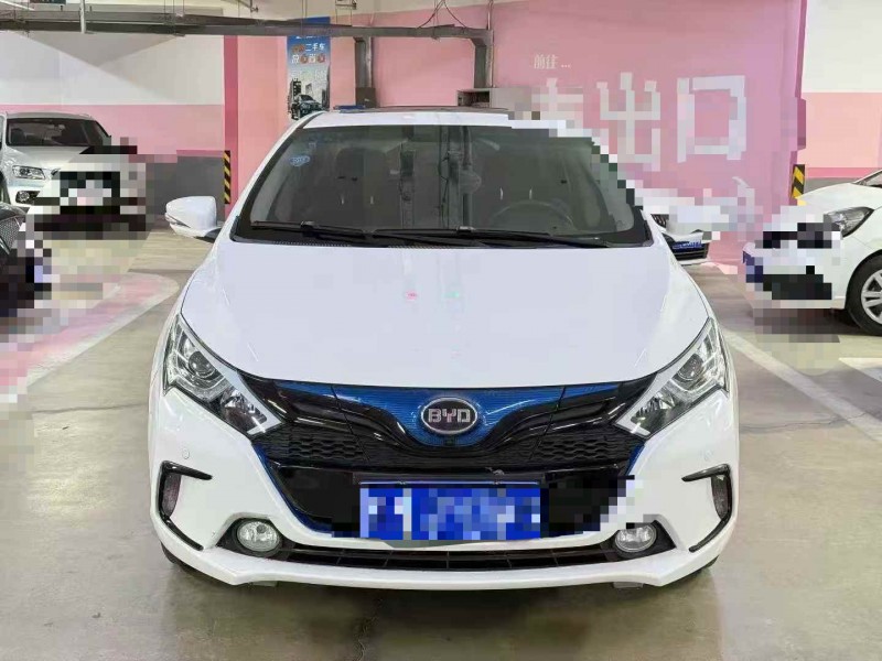 北京16年比亚迪秦1