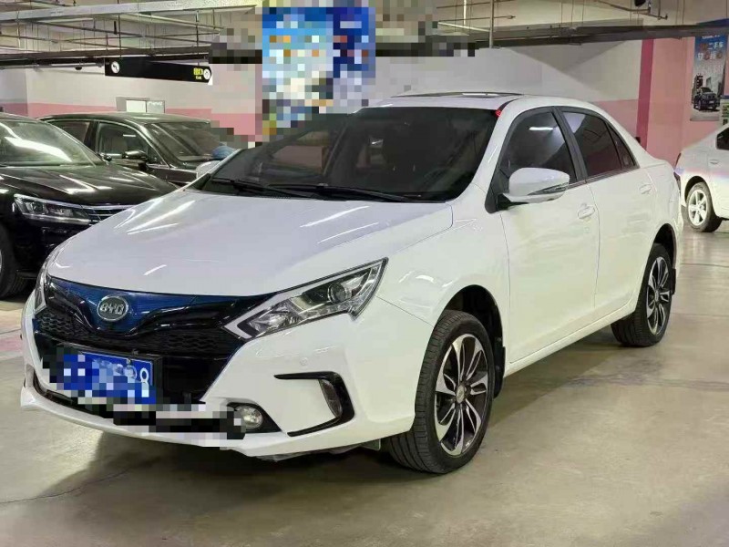 北京16年比亚迪秦3