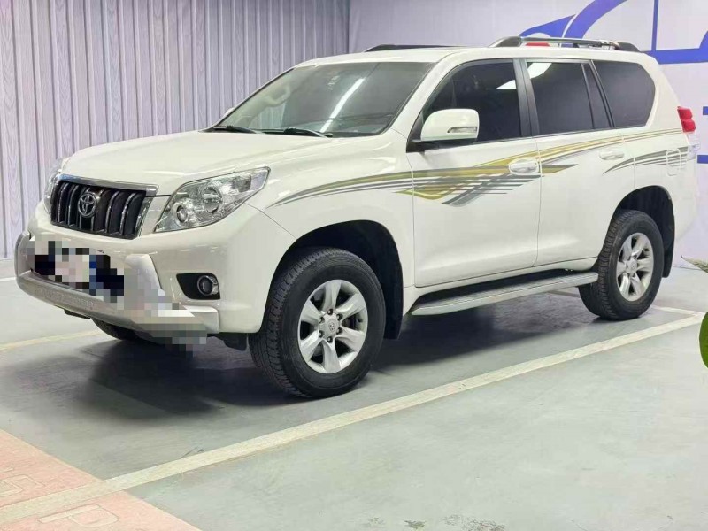 北京13年丰田普拉多3