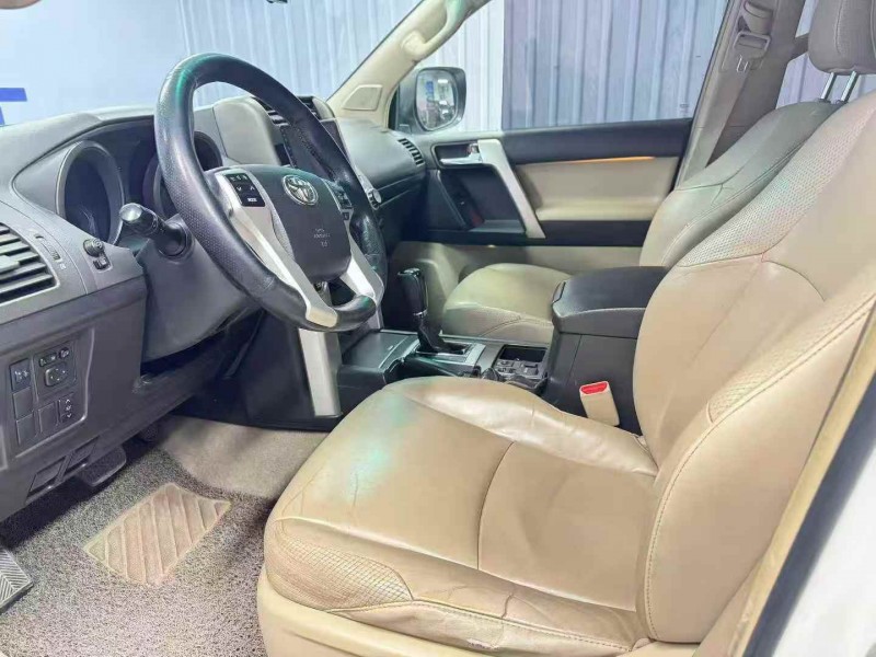 北京13年丰田普拉多5