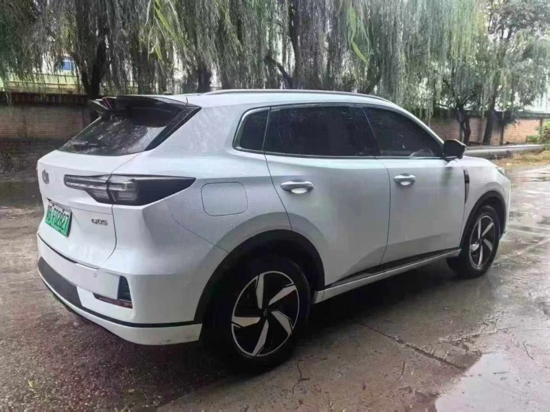 保定24年长安汽车启源8