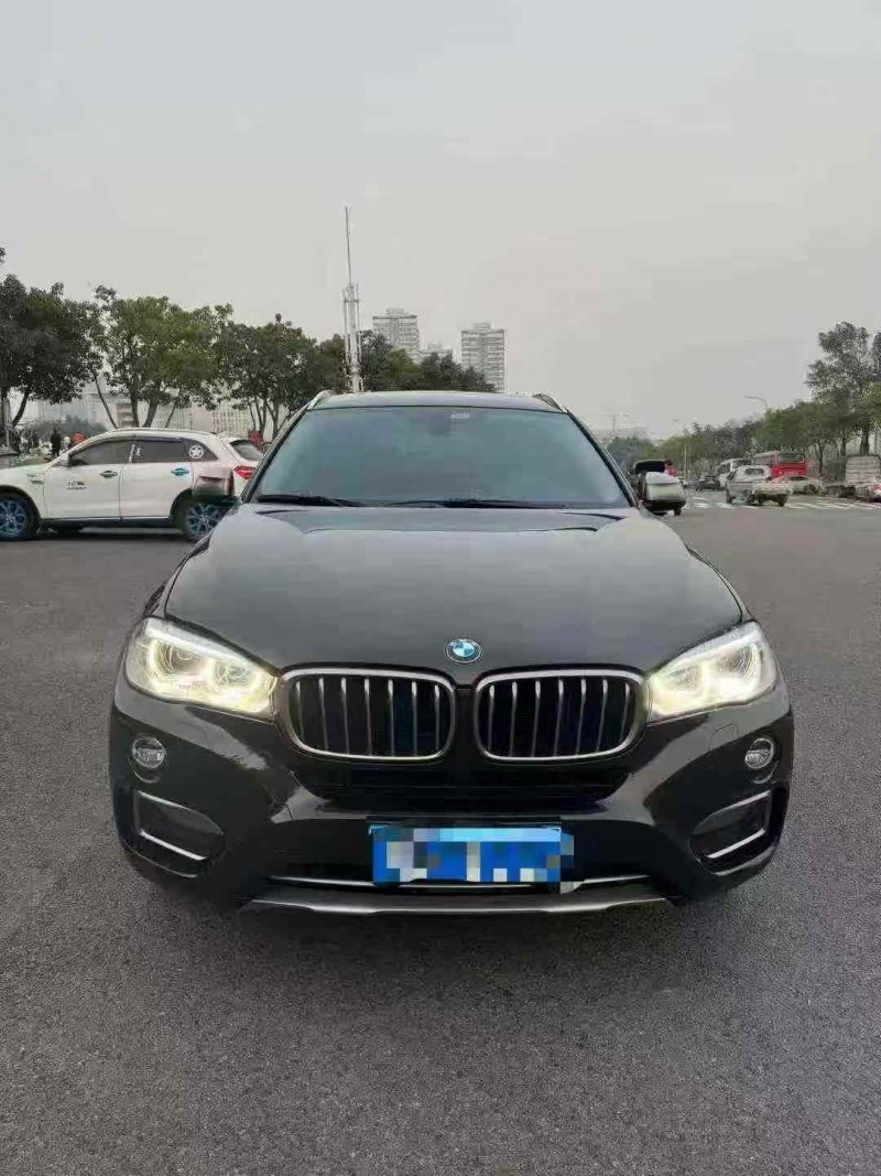 重庆18年宝马X61