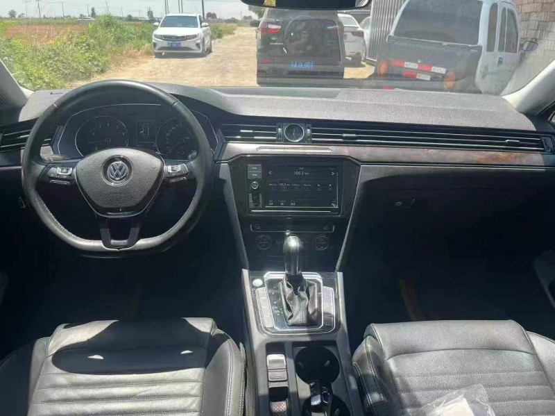 保定19年大众迈腾5