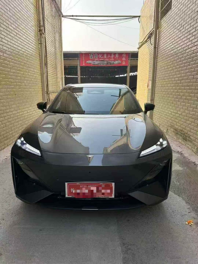 黄石25年长安汽车深蓝1