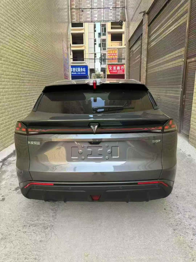 黄石25年长安汽车深蓝9