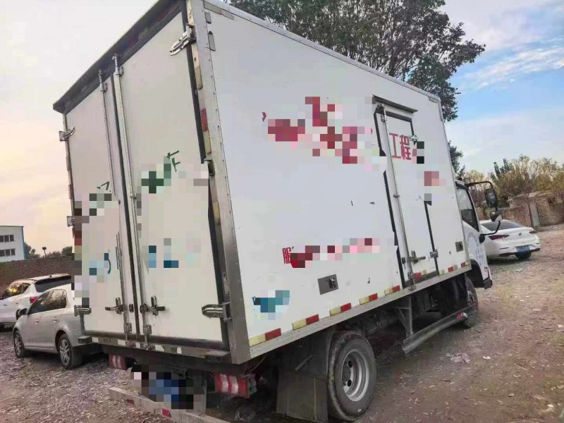 保定23年陕汽轩德8