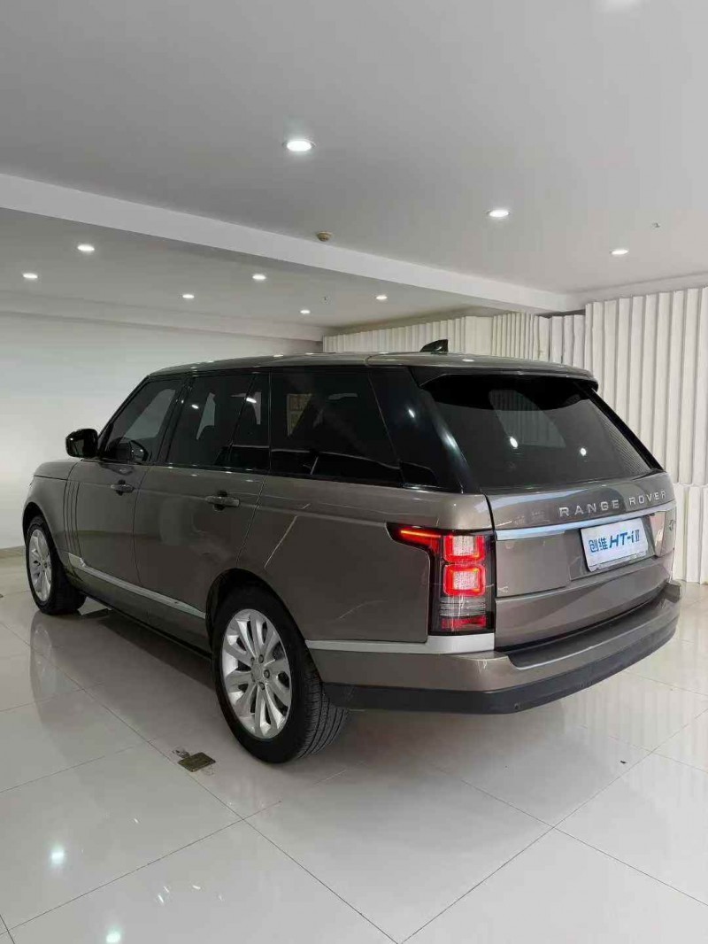 十堰18年路虎揽胜行政8