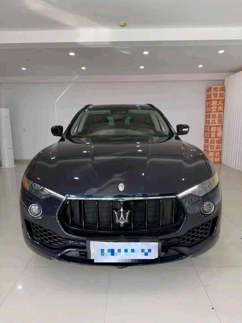 鄂州17年玛莎拉蒂Levante1