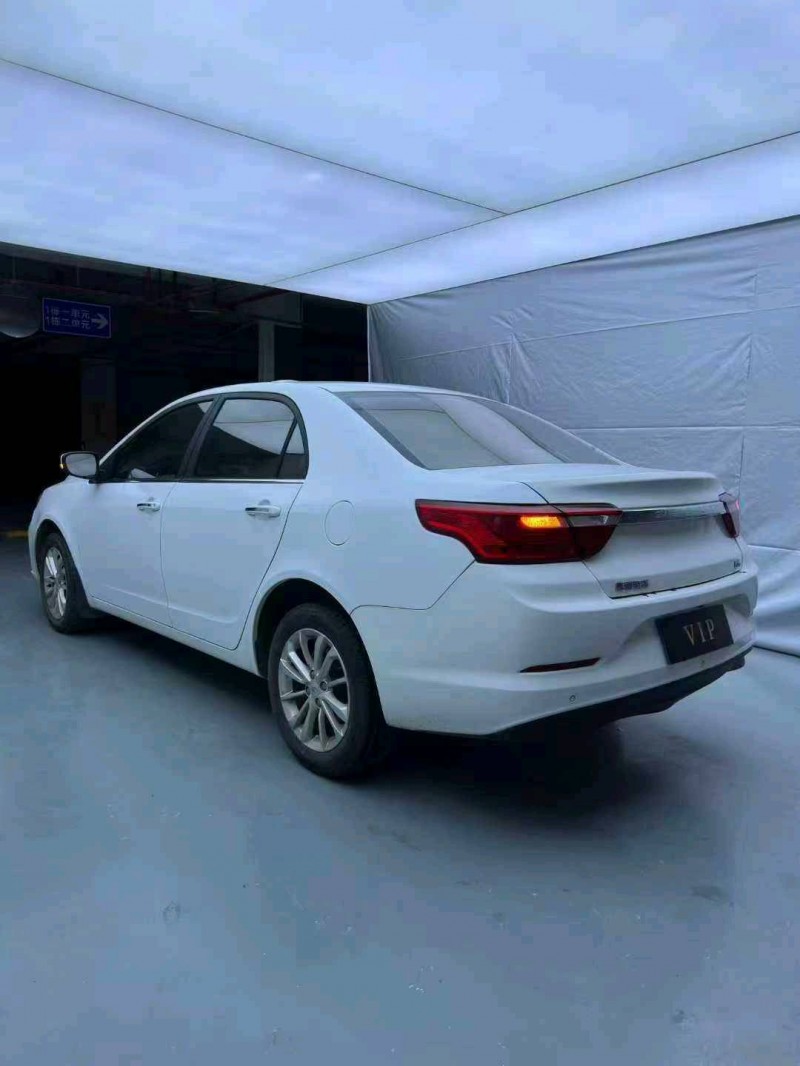 惠州20年吉利远景9