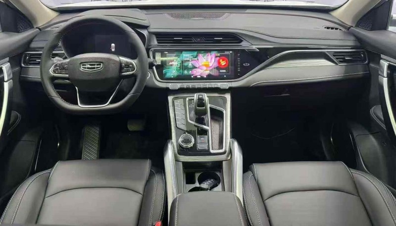 北京20年吉利博越4