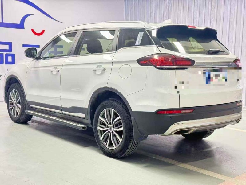 北京20年吉利博越8