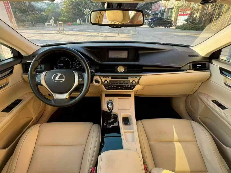 广州13年雷克萨斯ES5