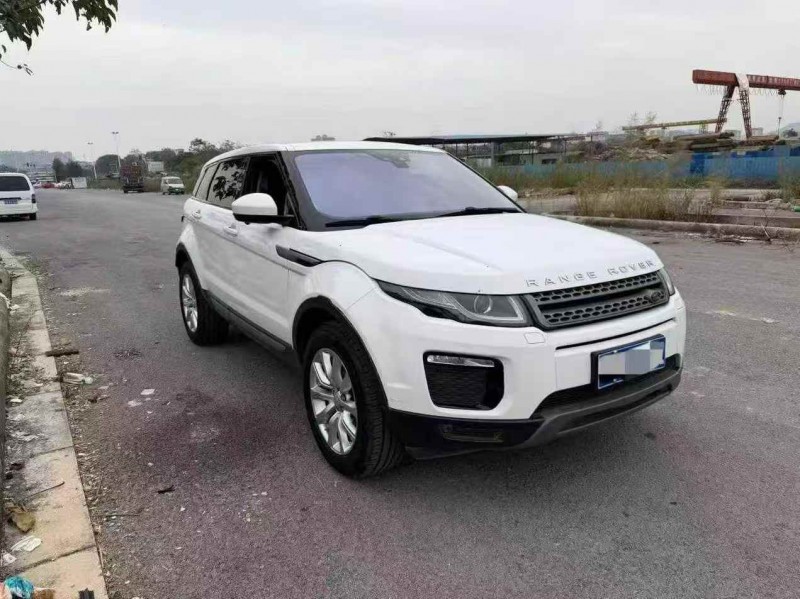 广州18年路虎极光3