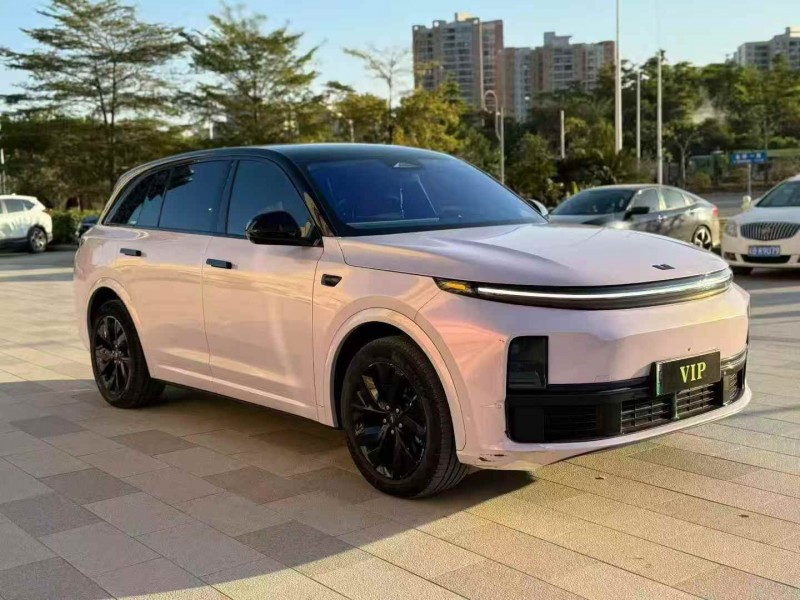 广州23年理想L73