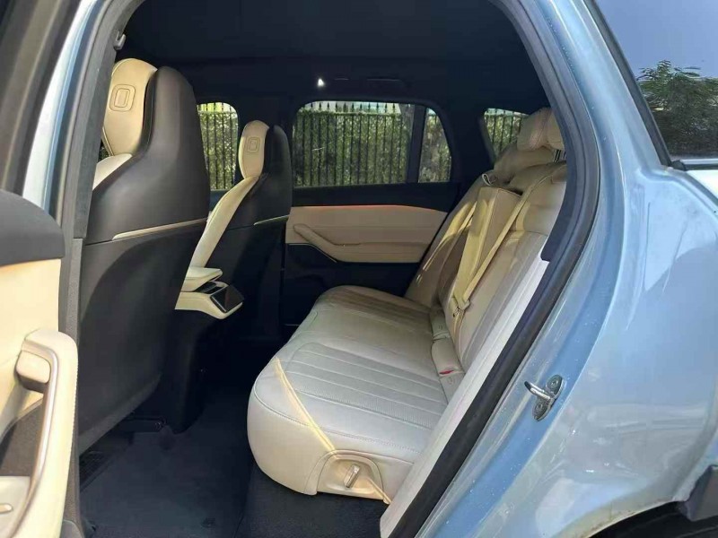 广州23年蔚来ES64