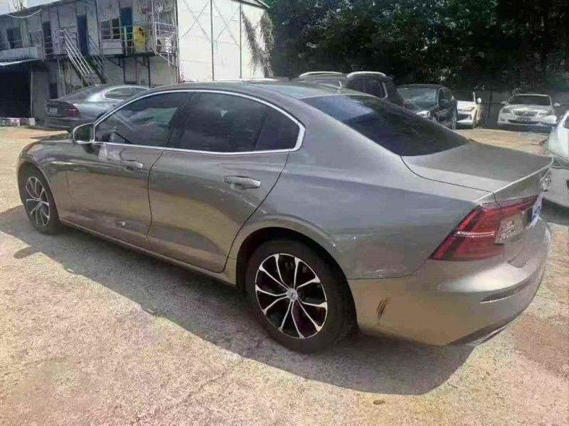 邵阳22年沃尔沃S60L7