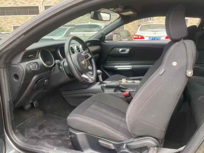 广州19年福特野马6