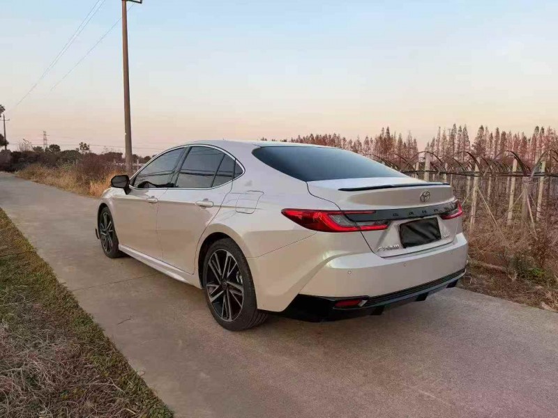 嘉兴24年丰田凯美瑞7