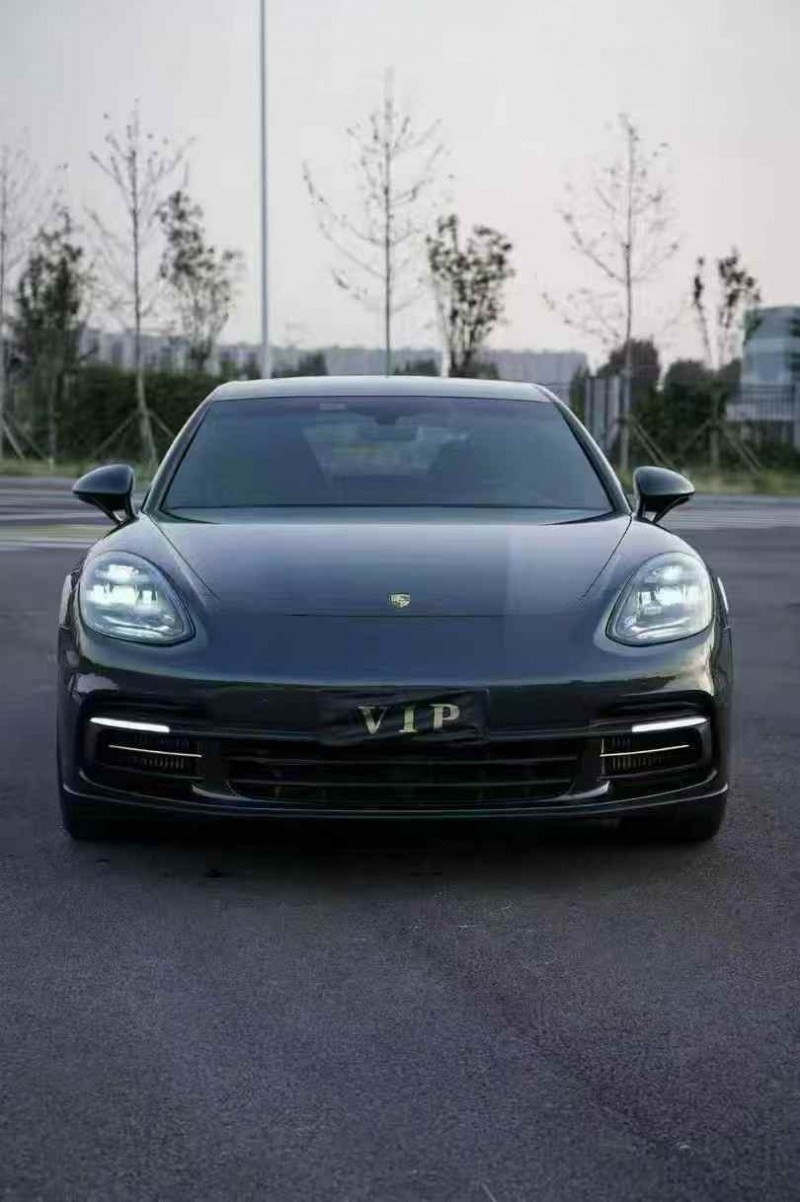 邯郸19年保时捷帕拉梅拉1
