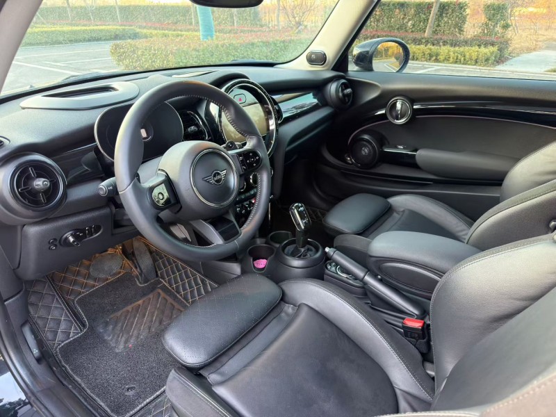 徐州22年宝马迷你8